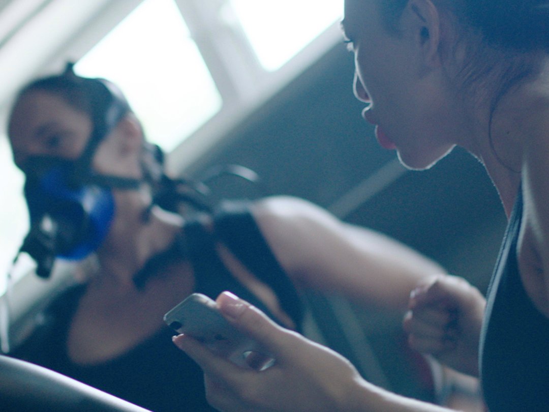 Metabolic analysis with a breath-analysis mask